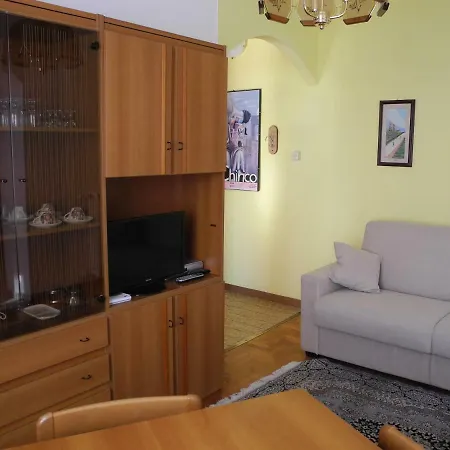 Vacation Belvedere Apartman *